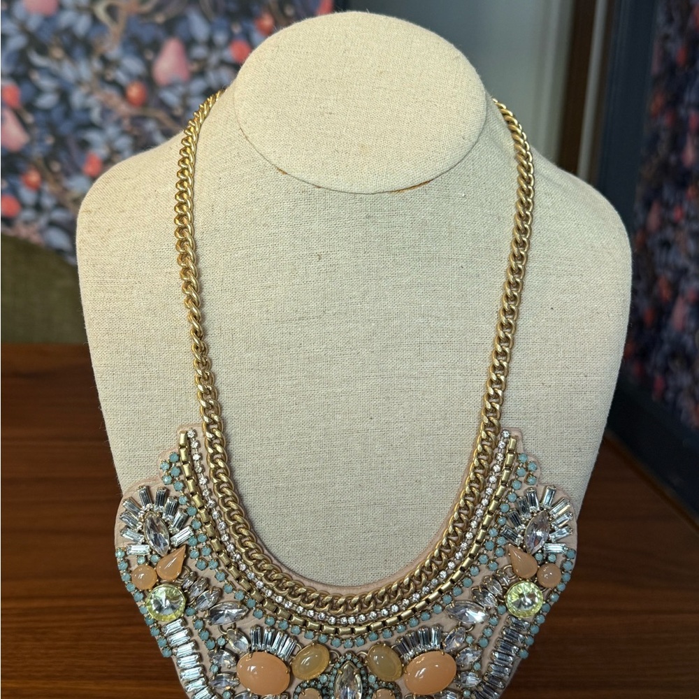 Stella & Dot Gold and Cream Statement Necklace